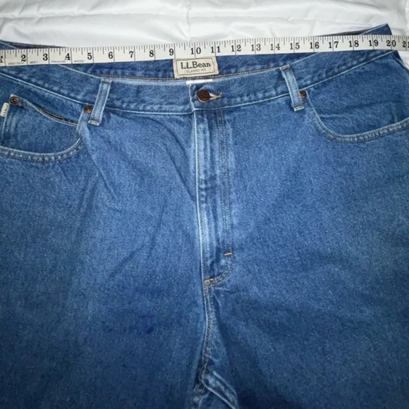 L.L. Bean Jeans classic straight Denim Pants 42 x 29 - Picture 4 of 10